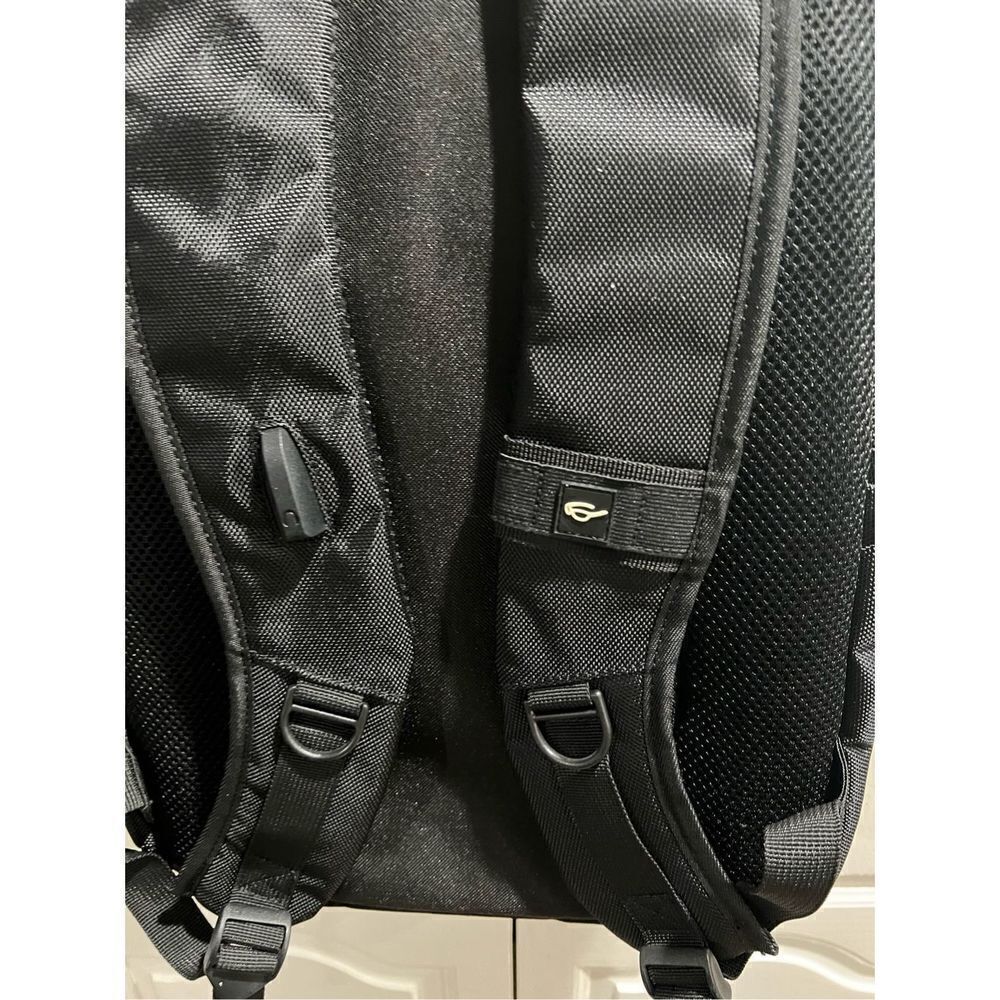 Targus 15.6" Legend IQ Backpack - Picture 6 of 9